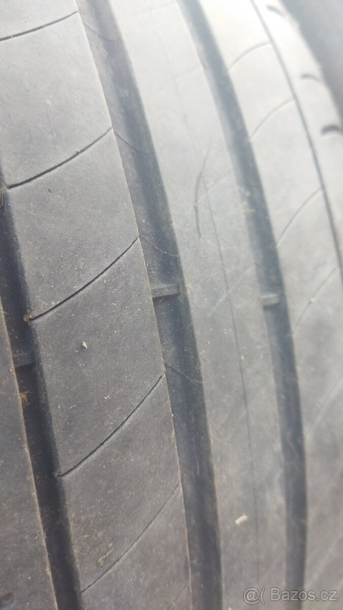 Pneu Michelin 205/55 R16 - 3