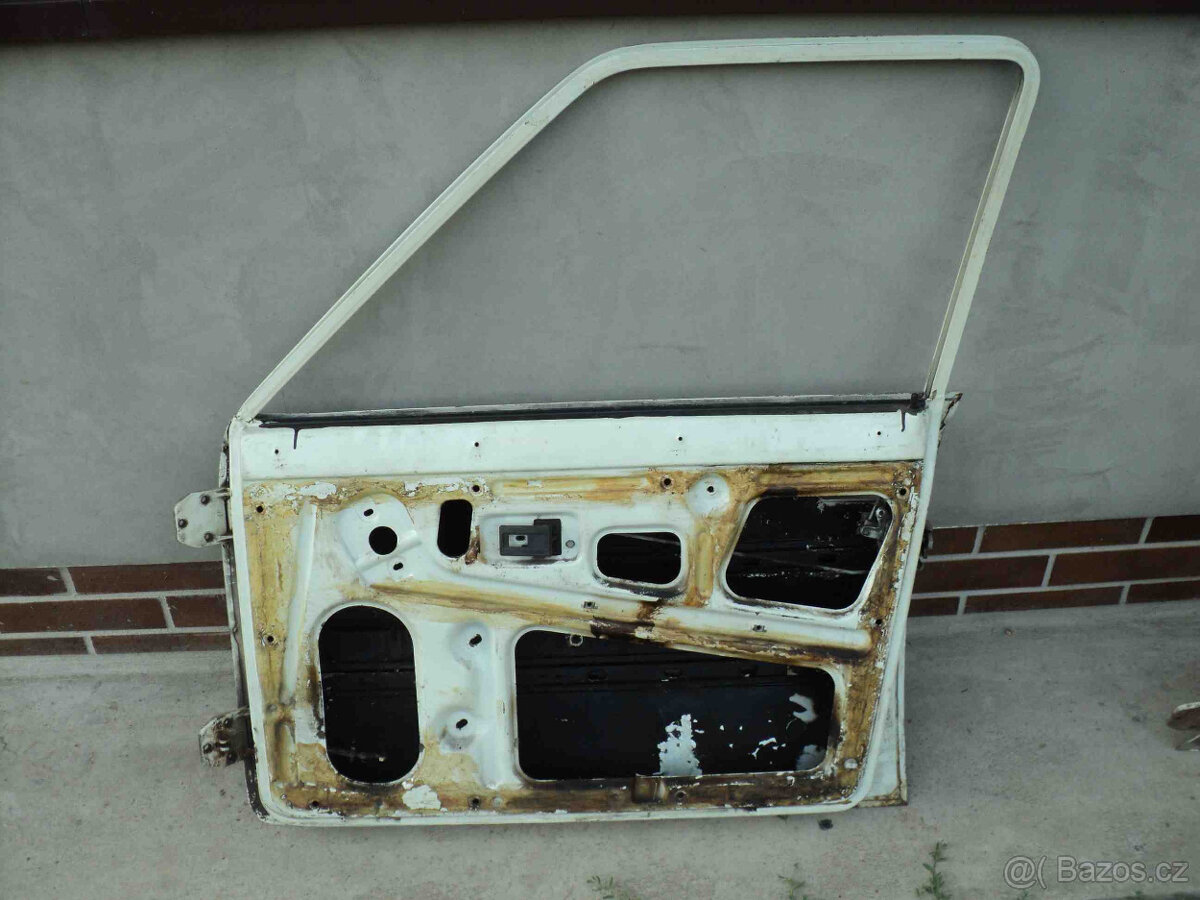 Dveře škoda 120 - 3