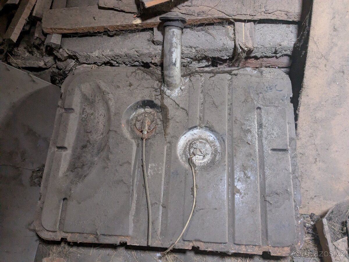 Prodám díly na Moskvich 408/412 - 3