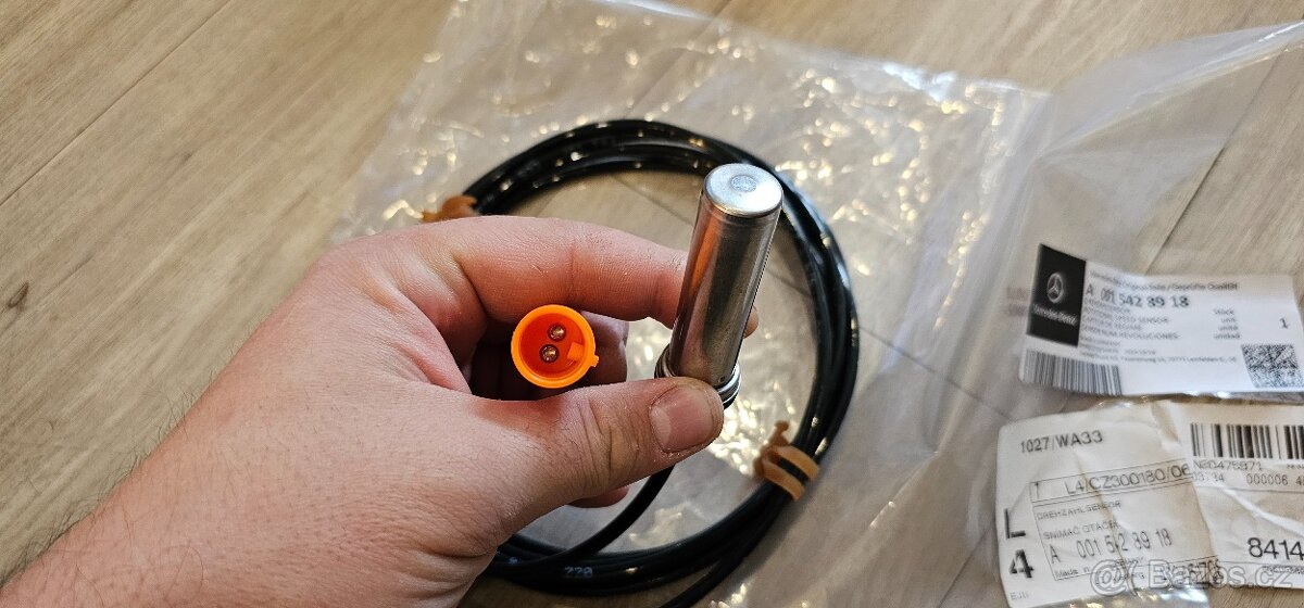 Čidlo ABS pro Mercedes Atego/Actros/Axor- sleva 51% - 3