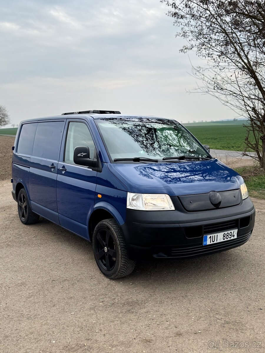 Volkswagen Transporter T5 - 3