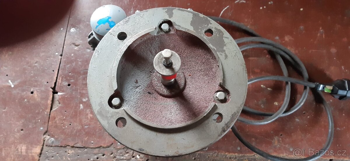 Elektromotor MEZ - 3