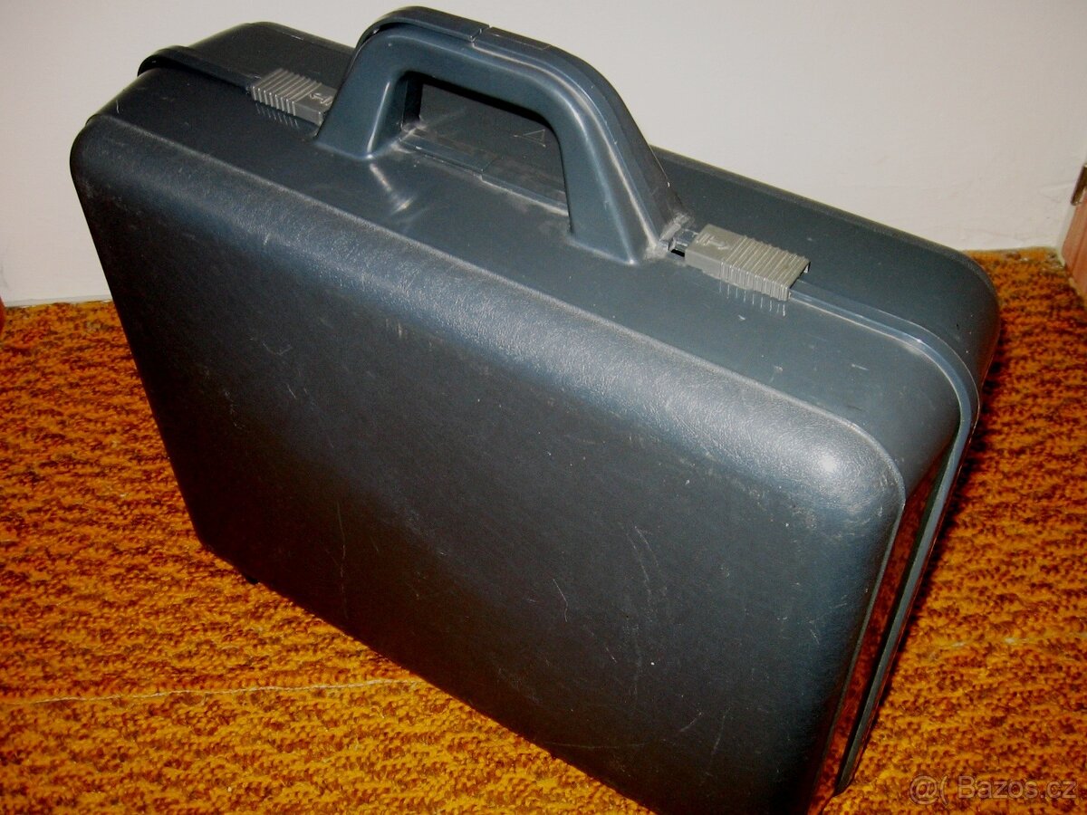 Psací stroj Consul - kufříkový - 3