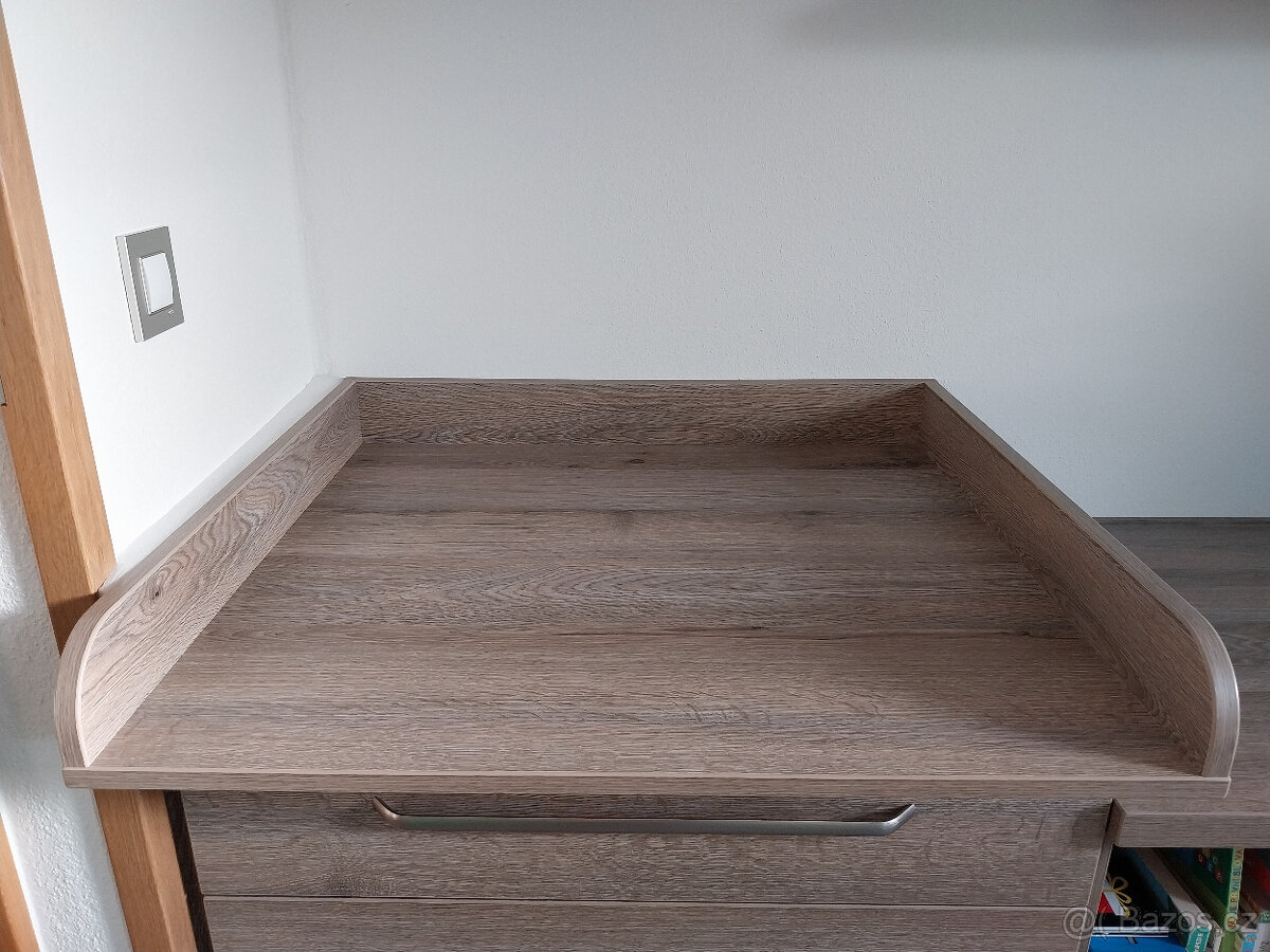 Přebalovací nástavec na komodu - 3