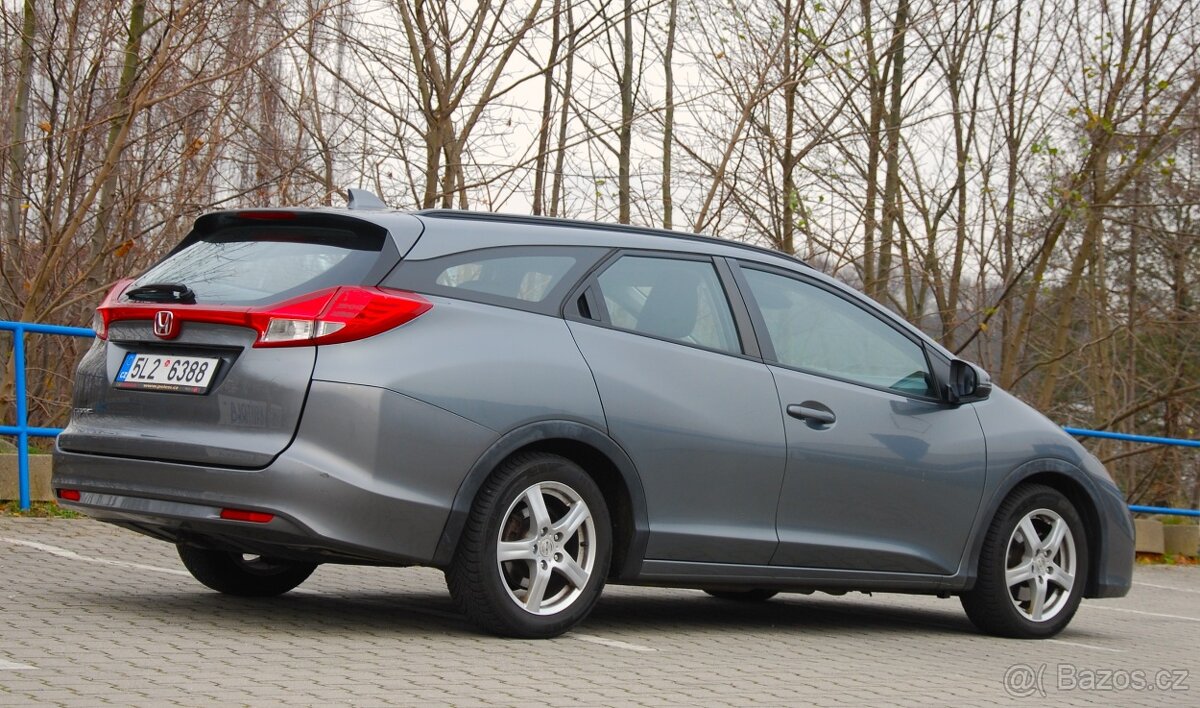 Honda Civic 1.6 i-DTEC - 2.maj,SERVISKA,původ ČR,98000 km - 3