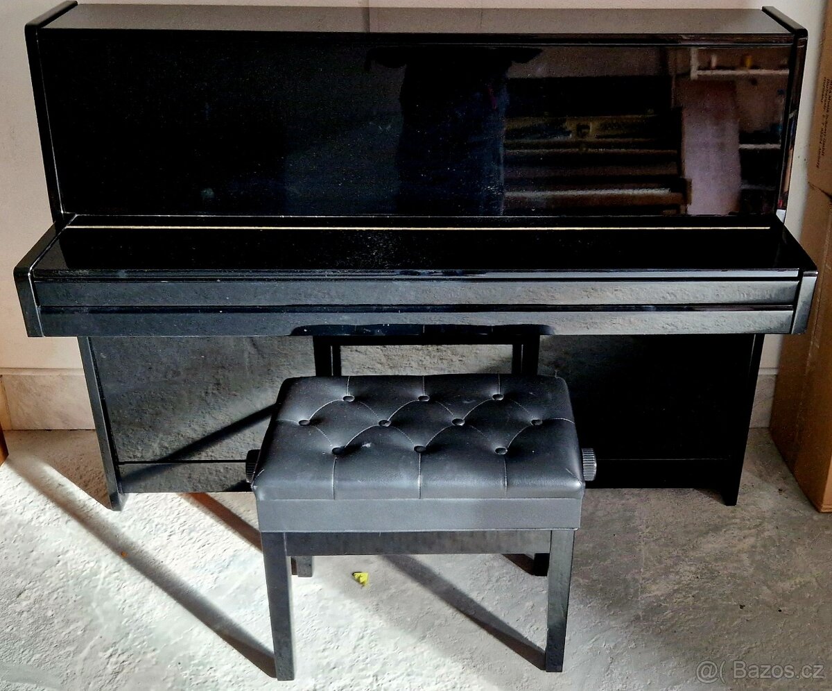 Černé piano Klug a Sperl - Bohemia / Petrof r.v. 1994 - 3