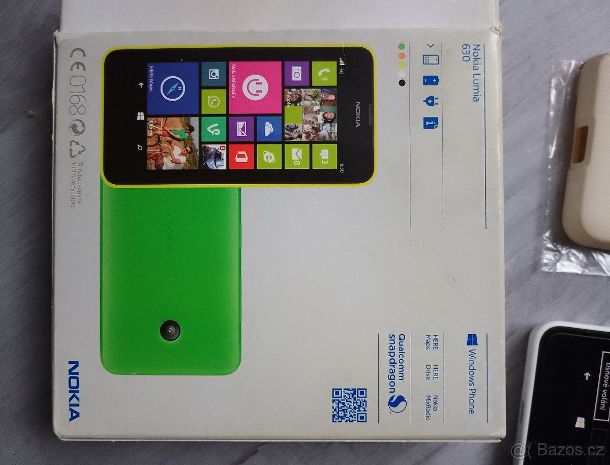 Nokia Lumia 630 RM-976, white/bílá - 3