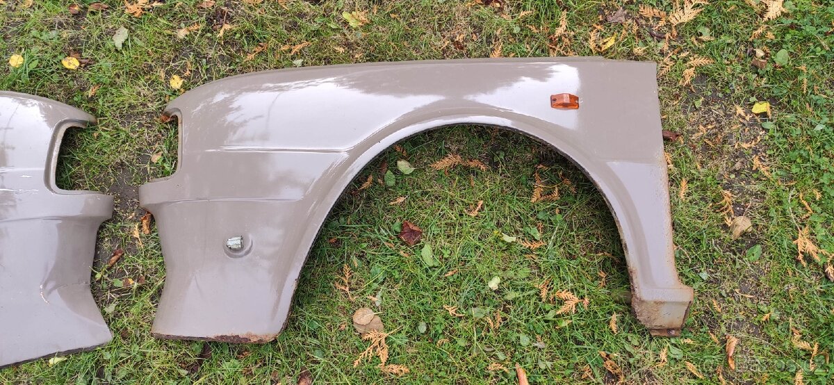 Přední blatníky škoda 120l - 3