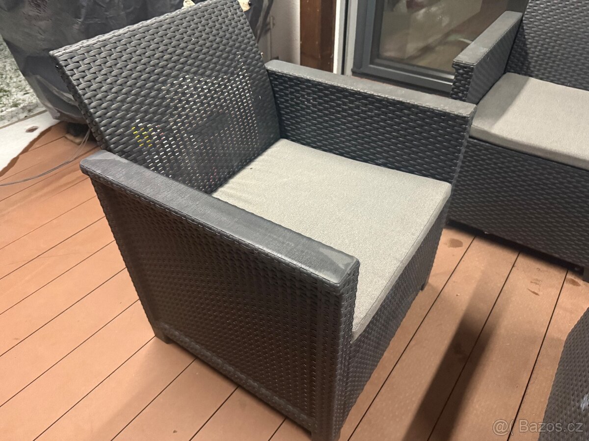 Set zahradního nábytku - 3