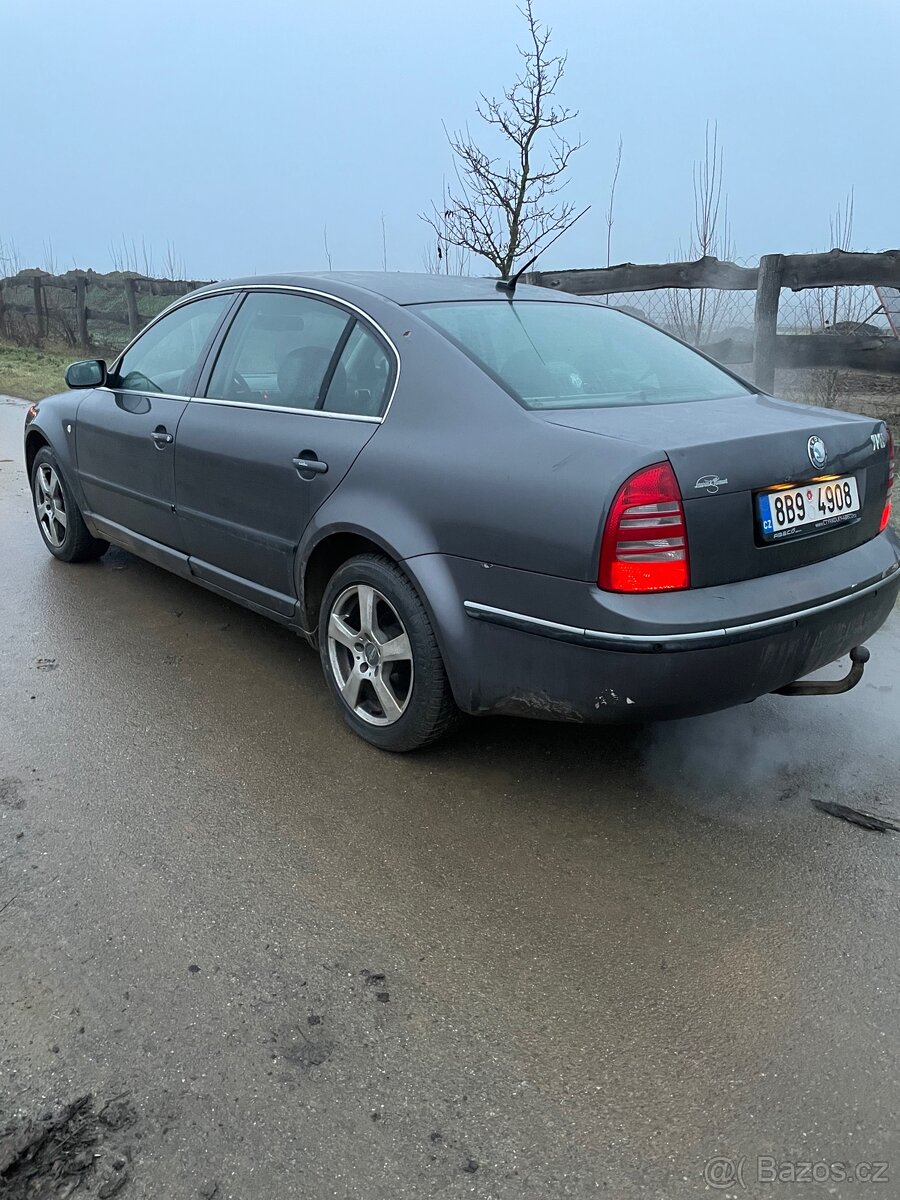 Škoda Superb 2.5TDI - 3