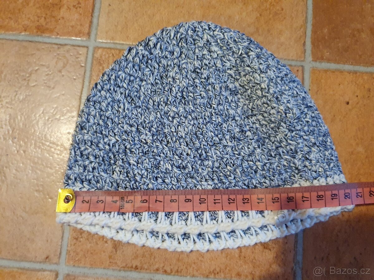 Modrá háčkovaná čepice ono - 3