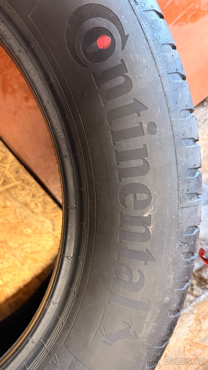 Continental 215/60 R18 - 3