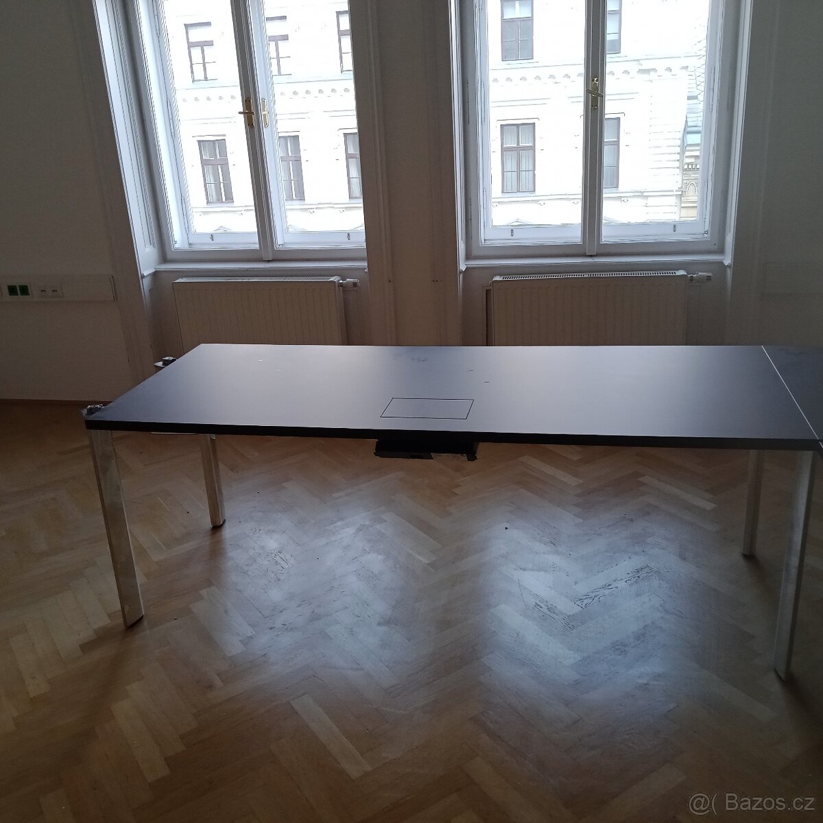 Thonet konferenční stůl - 3