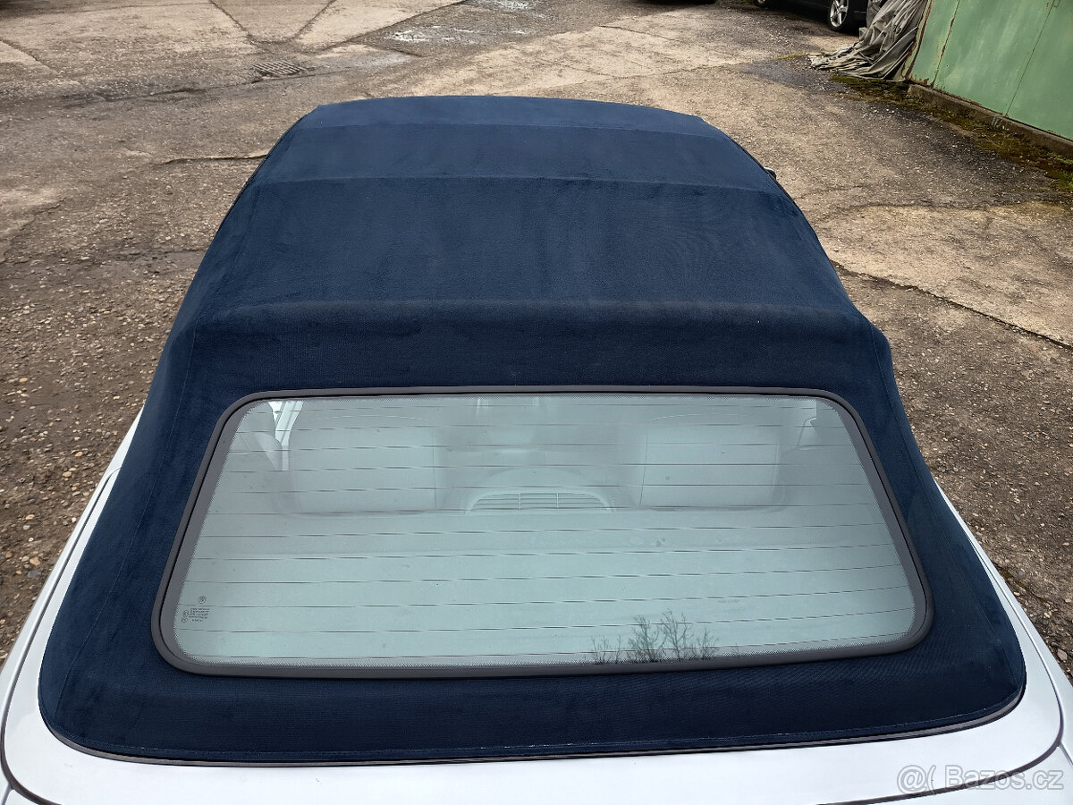 BMW E46 MODRÁ STŘECHA CABRIO - 3