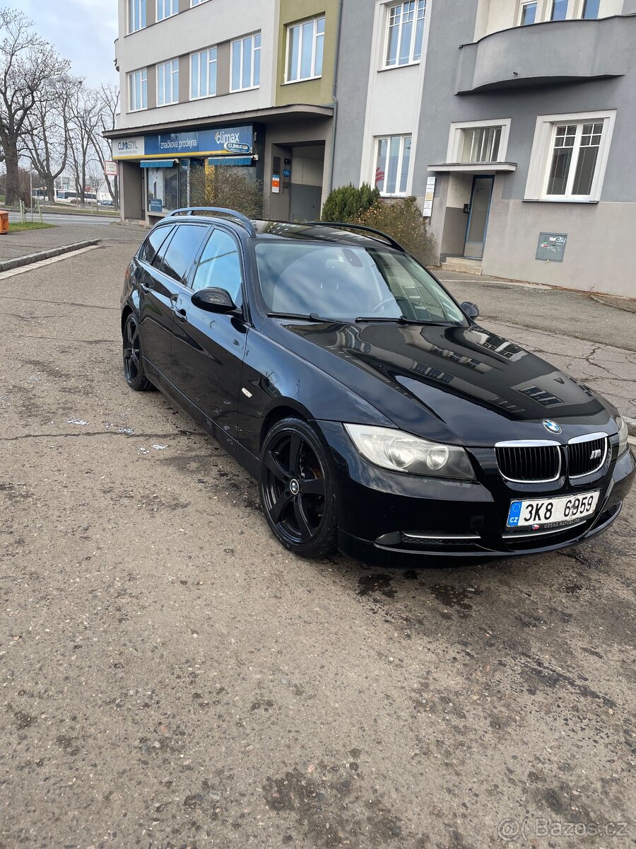 BMW e91 318i - 3
