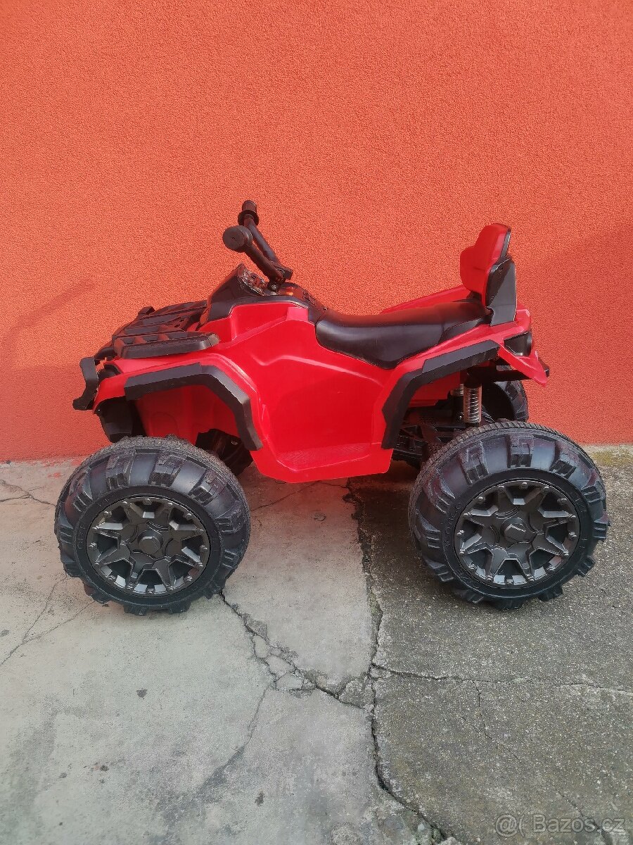 Dětská elektrická čtyřkolka