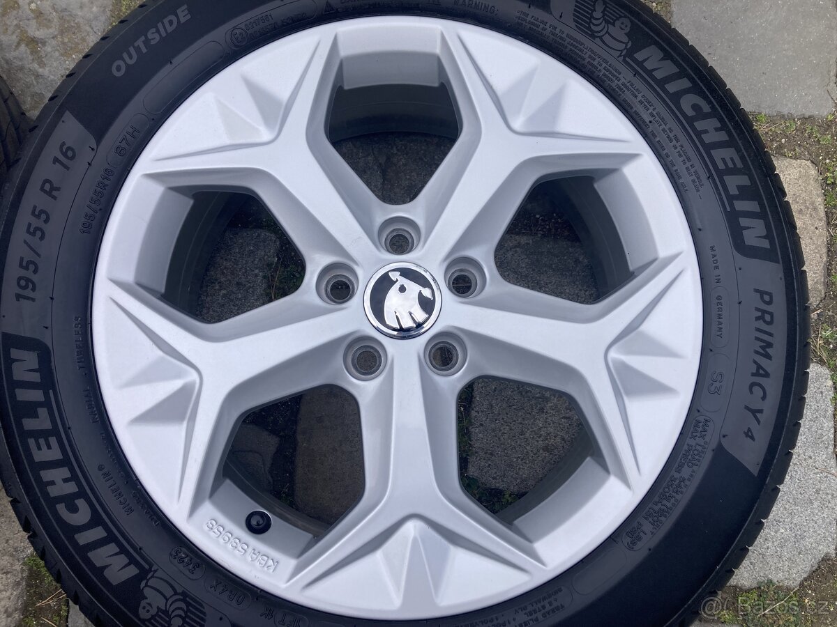 Alu ŠKODA FABIA 4 - 5x100 letní MICHELIN 195/55R16 90% 2023 - 3