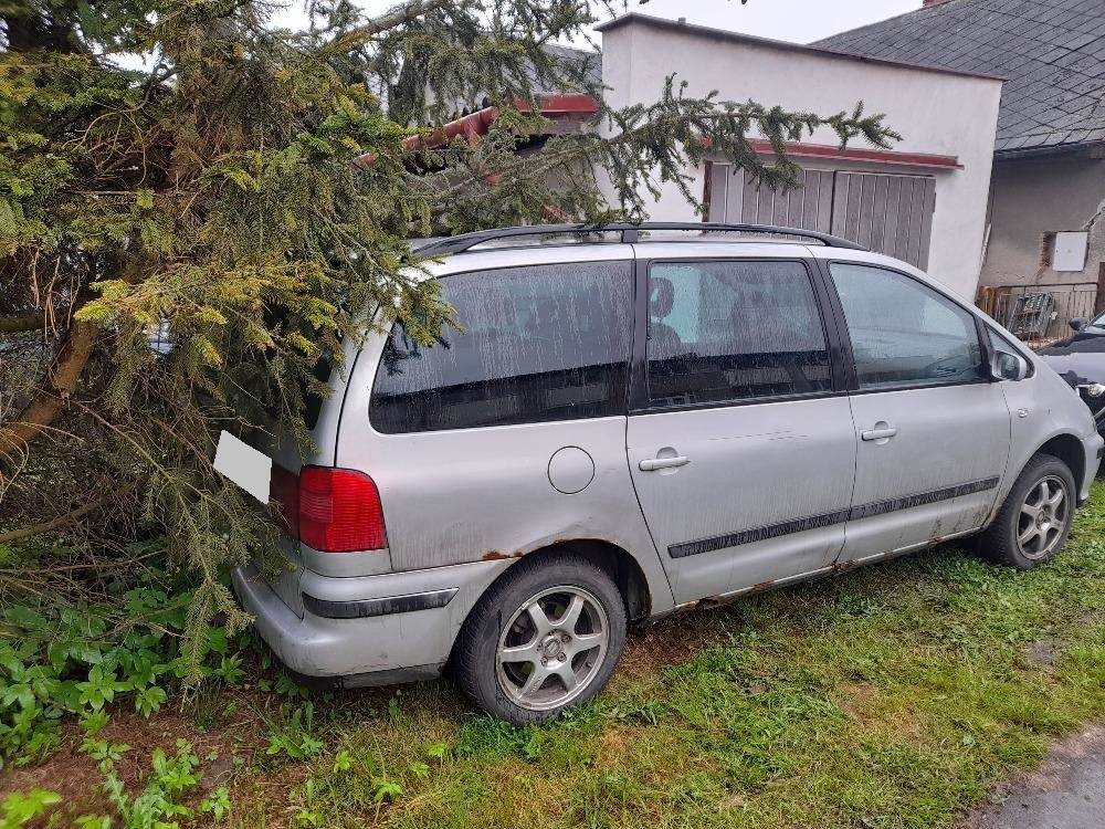 Seat Alhambra 1.9TDI veskere dily - 3