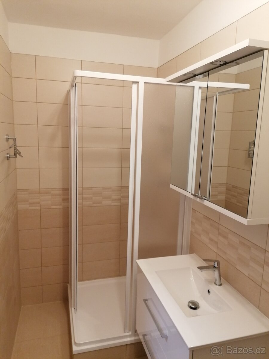 pronajmu byt 2+1 v Semilech-Luční ul. po rekonstrukci - 3