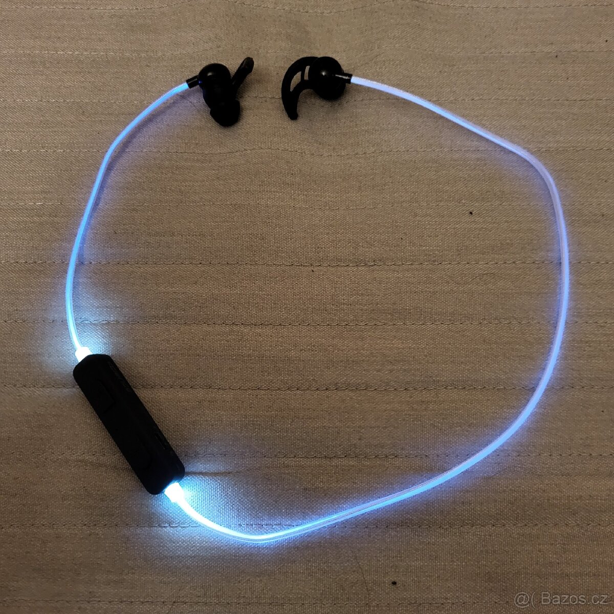 Bluetooth sluchátka se světelným efektem - 3