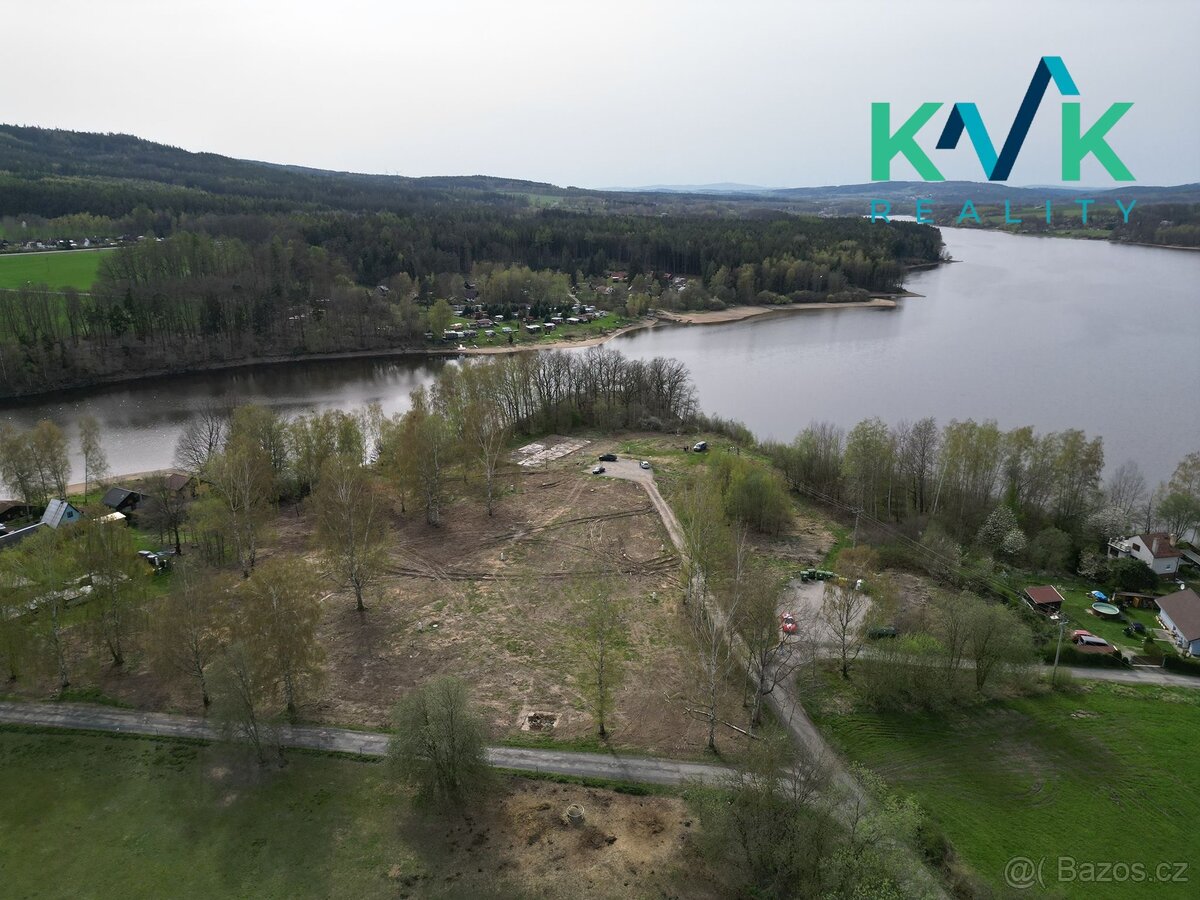 Pozemky na prodej přímo na břehu Přehrady Skalka - 3