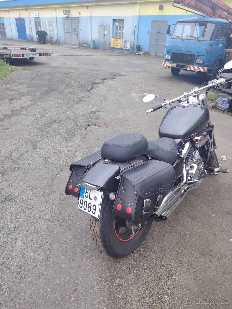 Prodám Honda VF 750 magna - 3