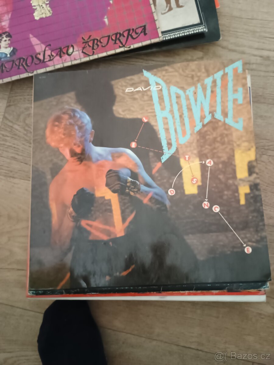 Dobrý den.Nabizim staré LP - 3