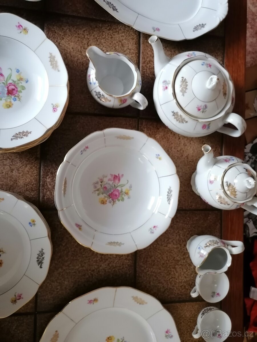 Starožitná porcelánová souprava - 3