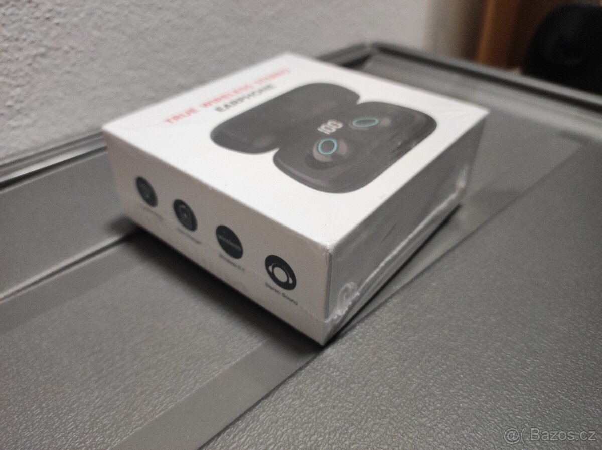 Nová bezdrátová svítící sluchátka s ukazatelem stavu baterie - 3