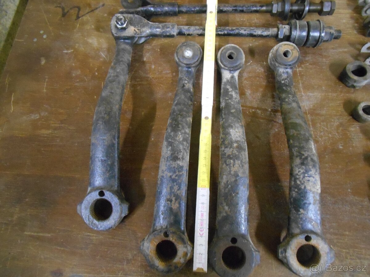 Mercedes - mechanické součástky - 3