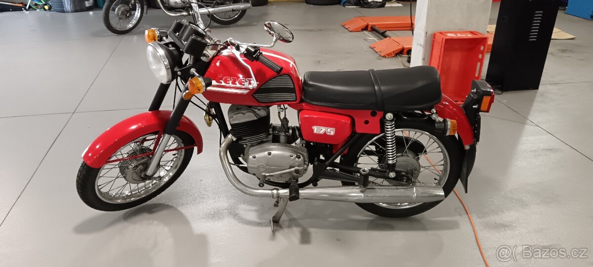 ČZ 175 - 3