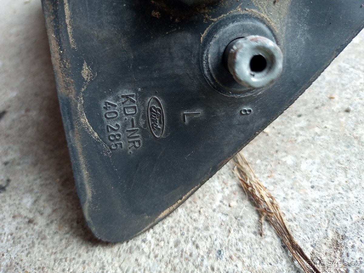 ford levé zrcátko - 3