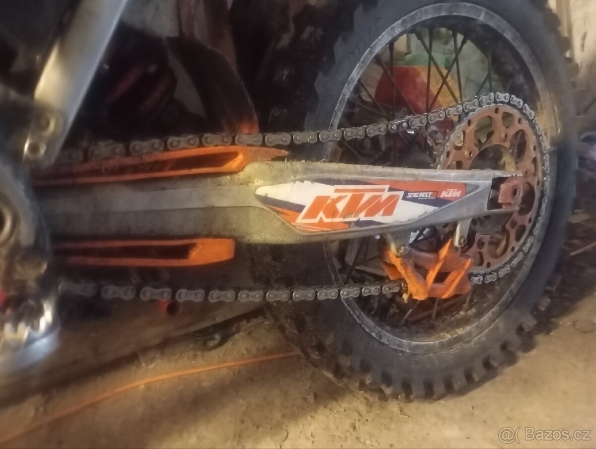Prodám KTM SX 125 r. v. 2003 - 3
