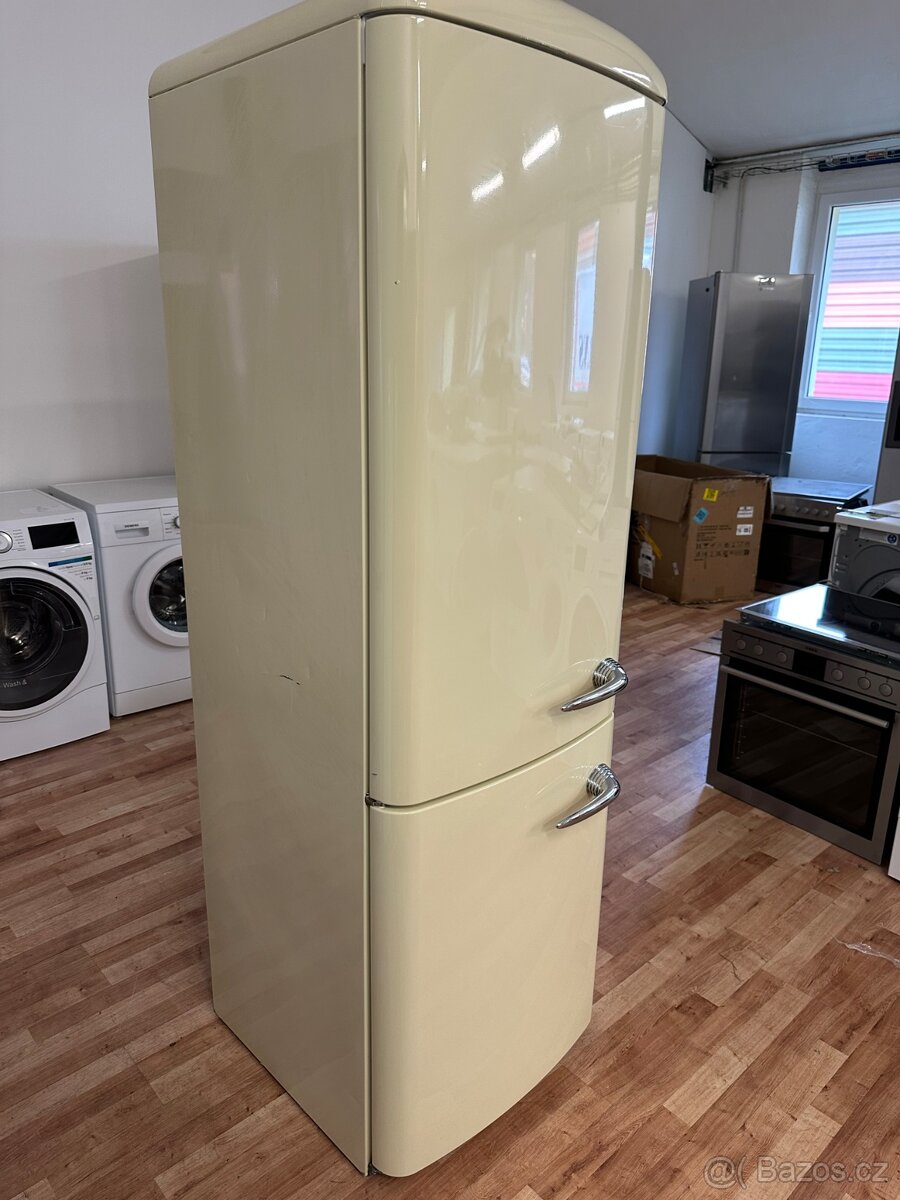 Lednice s mrazákem Gorenje (304) - 3
