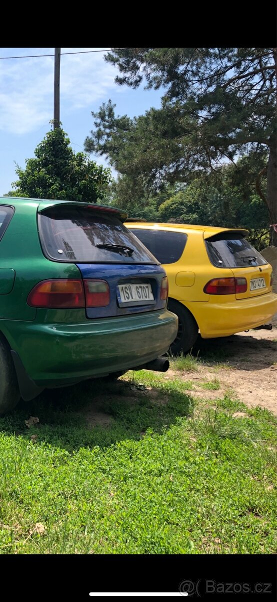 Civic 5g Hb křídlo - 3