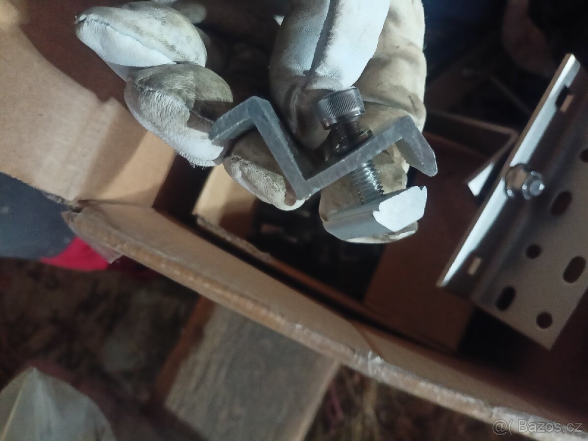 Držáky, lišty fotovoltaika - 3