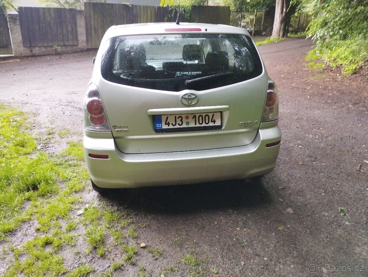 Prodám Toyota Corolla Verso - 3