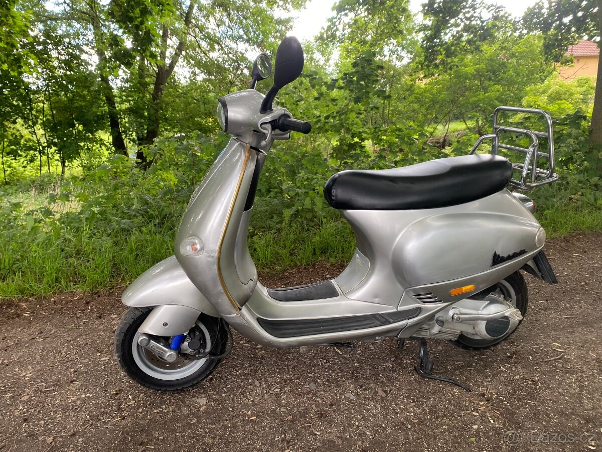 Vespa ET4 150 - 3