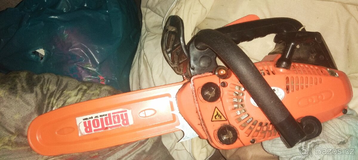 Prodám Pilu Raptor motorovou - 3