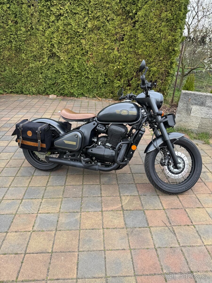 Jawa Pérák 350 CL 2022 - 3