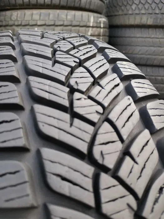 ZIMNI PNEU Fulda 195/65/15 7.8mm z 2020r 2KS - 3