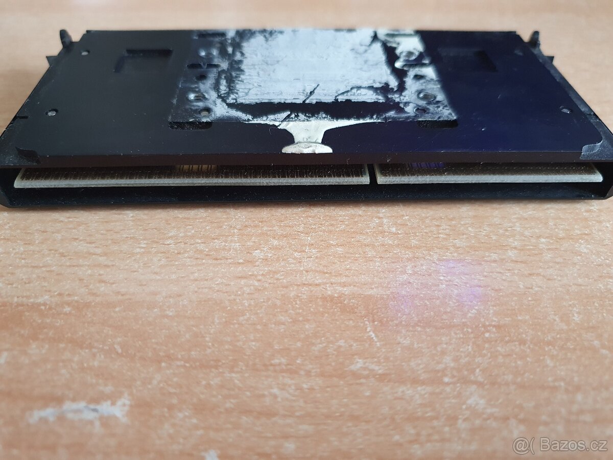 procesor Intel Pentium II - nemám jak otestovat. - 250kč. - 3