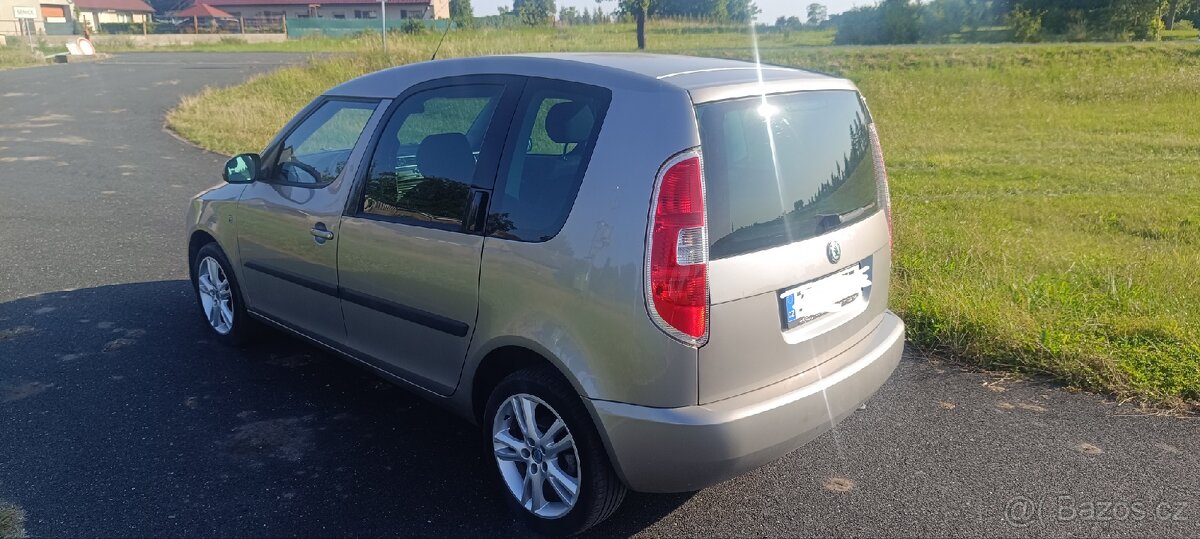 Škoda Roomster 1.4 16V 63KW, Digitální Klimatizace - 3