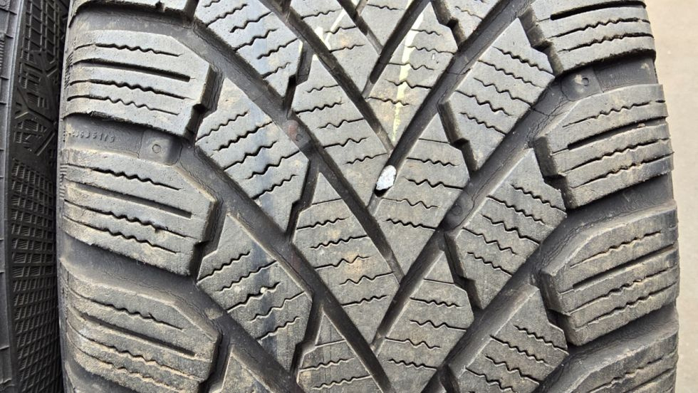 Zimní pneu 205/55/16 Continental - 3