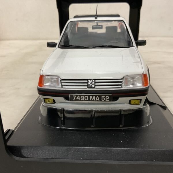 Peugeot 205 Gti Norev 1/18 - 3