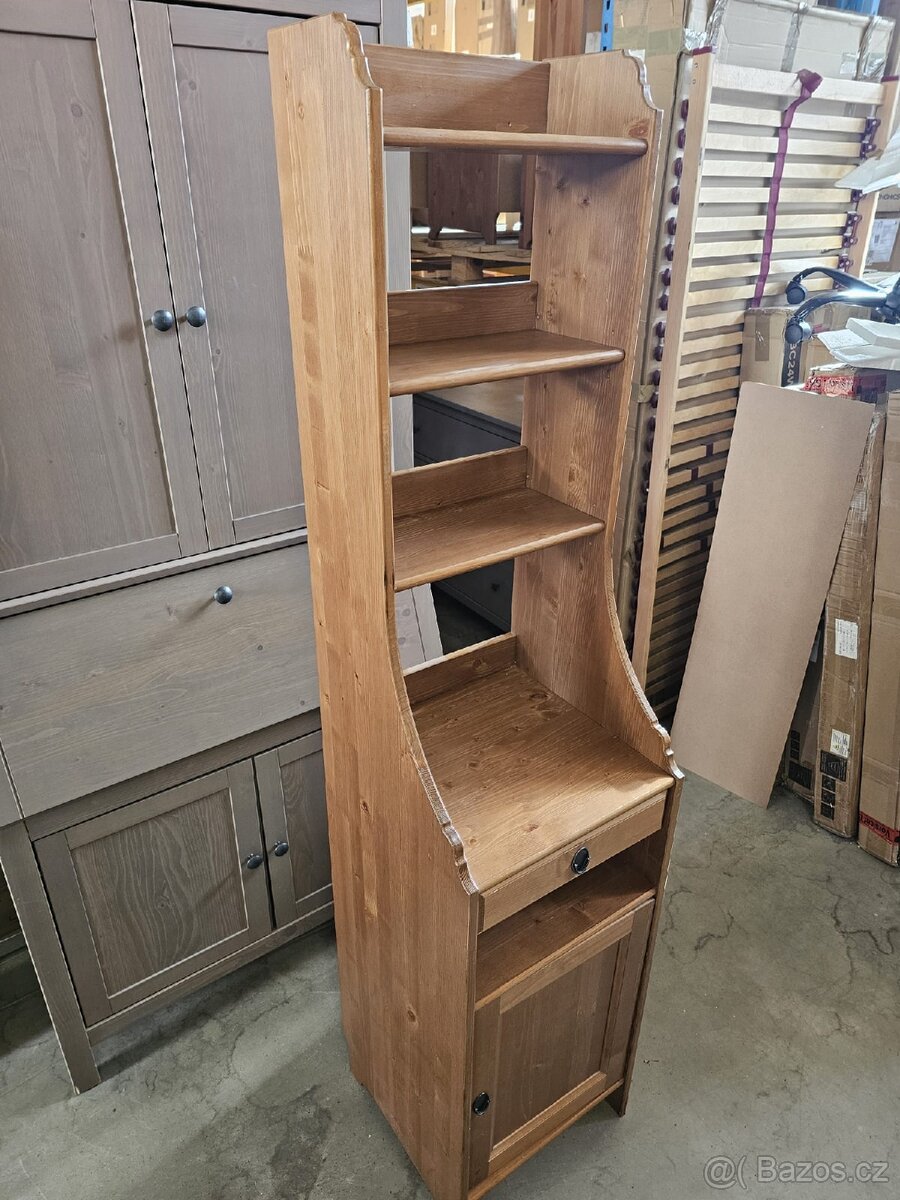 IKEA LEKSVIK SKŘÍŇKA - KNIHOVNA - 3