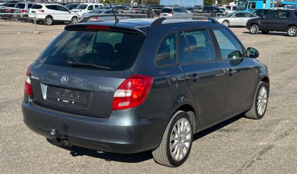 Fabia Combi 2015 rok čtyřválec dovoz - 3