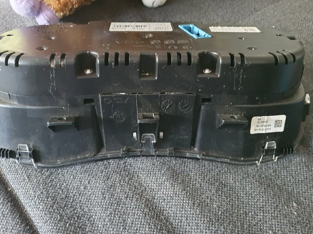 5JA920840A Panel pristroju Škoda Rapid - 3