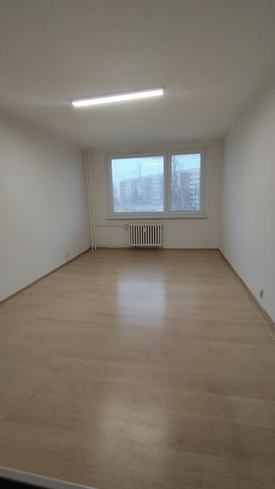 Pronájem bytu 2+kk 40 m² - 3