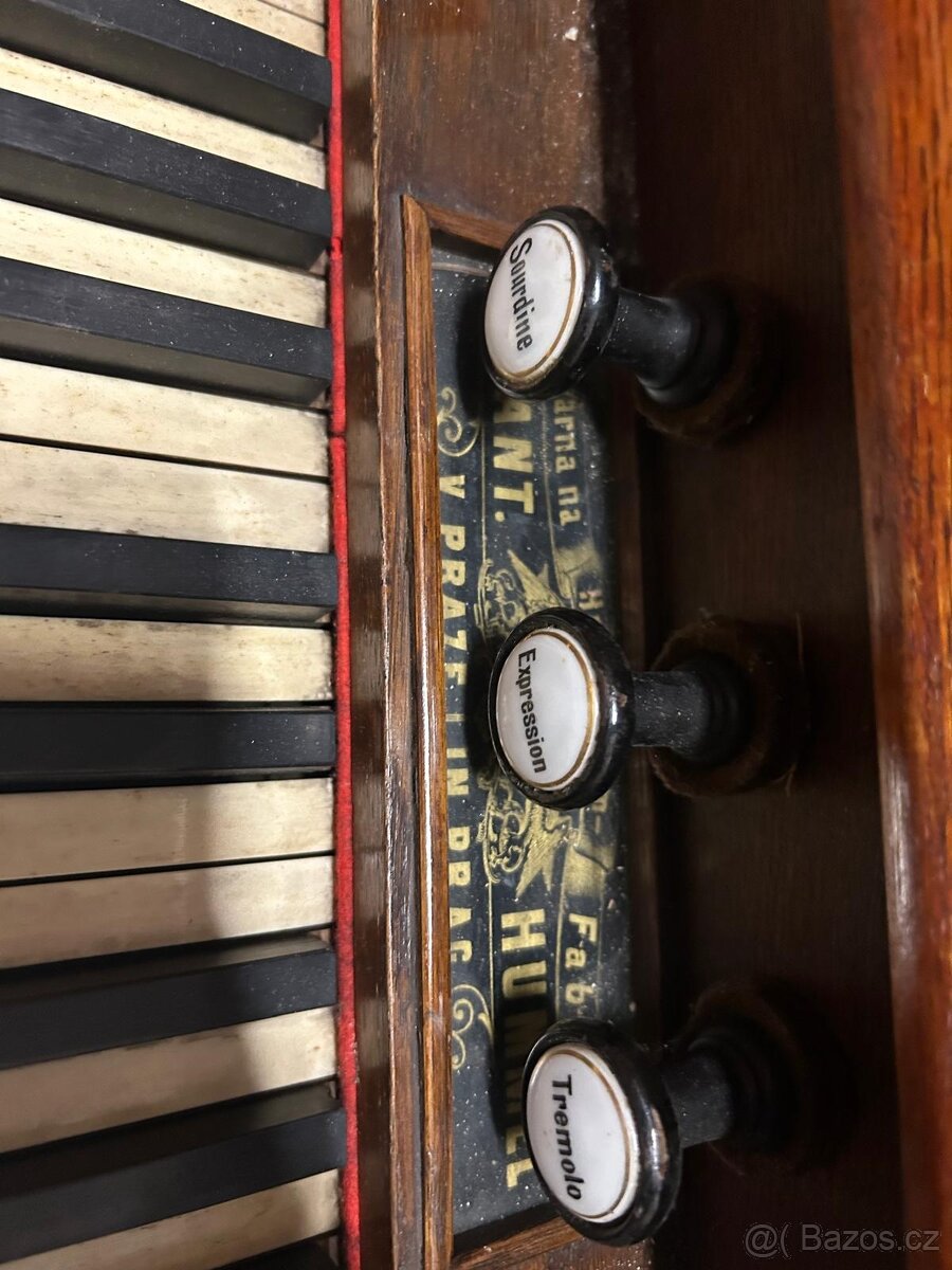 Prodám staré piano - 3